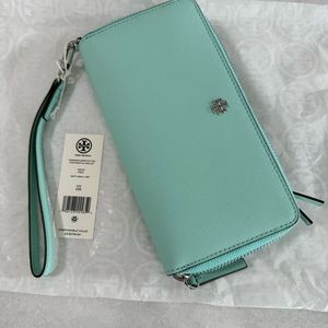 Tory Burch Emerson Wristlet Zip Continental Wallet NWT